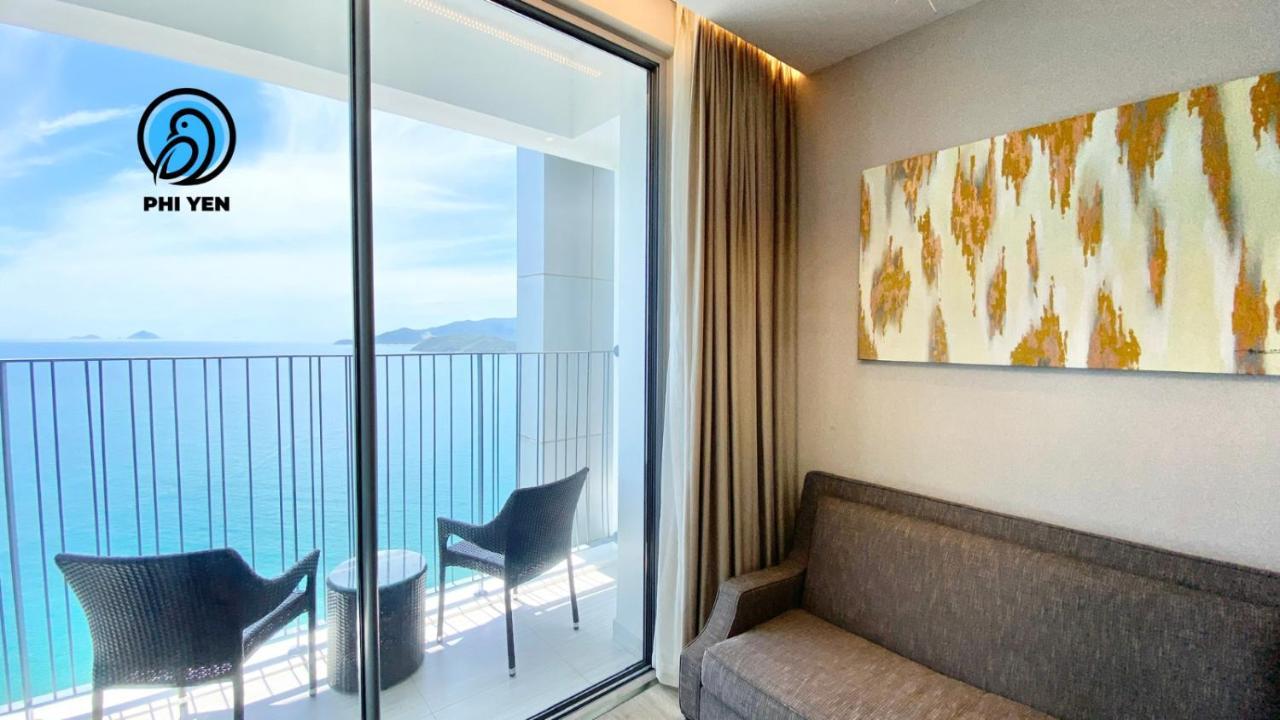 Appartamento Căn hộ sang trọng đối diện biển và quảng trường Nha Trang Esterno foto