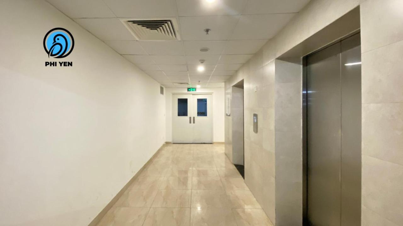 Appartamento Căn hộ sang trọng đối diện biển và quảng trường Nha Trang Esterno foto